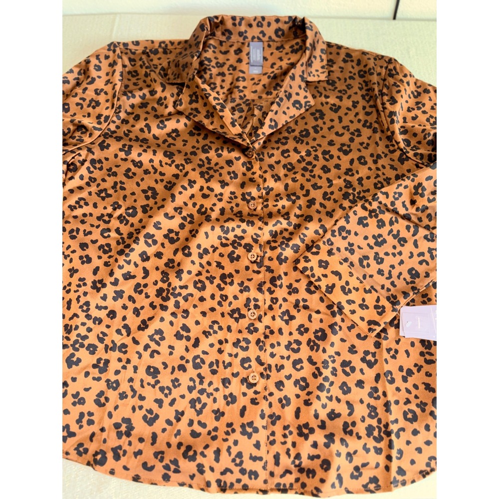 Auden Luxe Satin Pajama Top Large Brown New Leopard Print Button Down Shirt - Picture 8 of 10